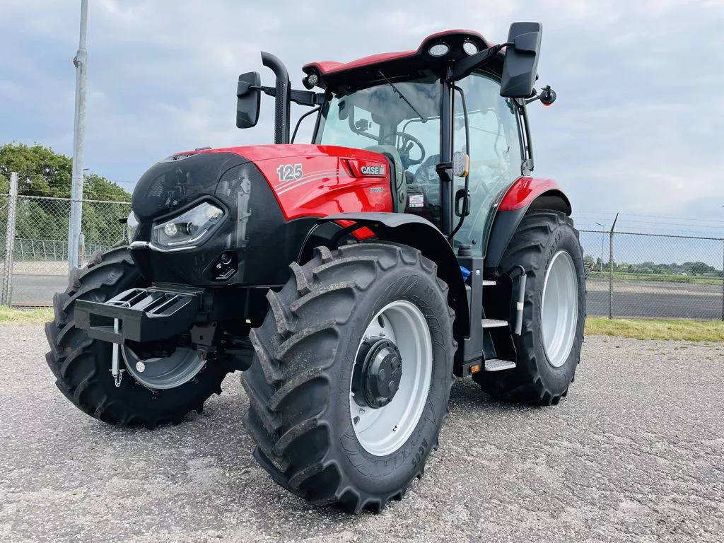 Case IH MAXXUM 125 AD4
