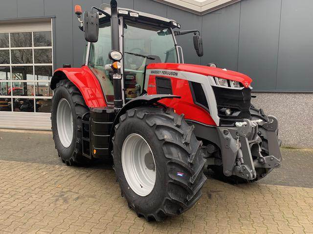 Massey Ferguson 6S.145 Dyna-6 &quot;Efficient&quot;