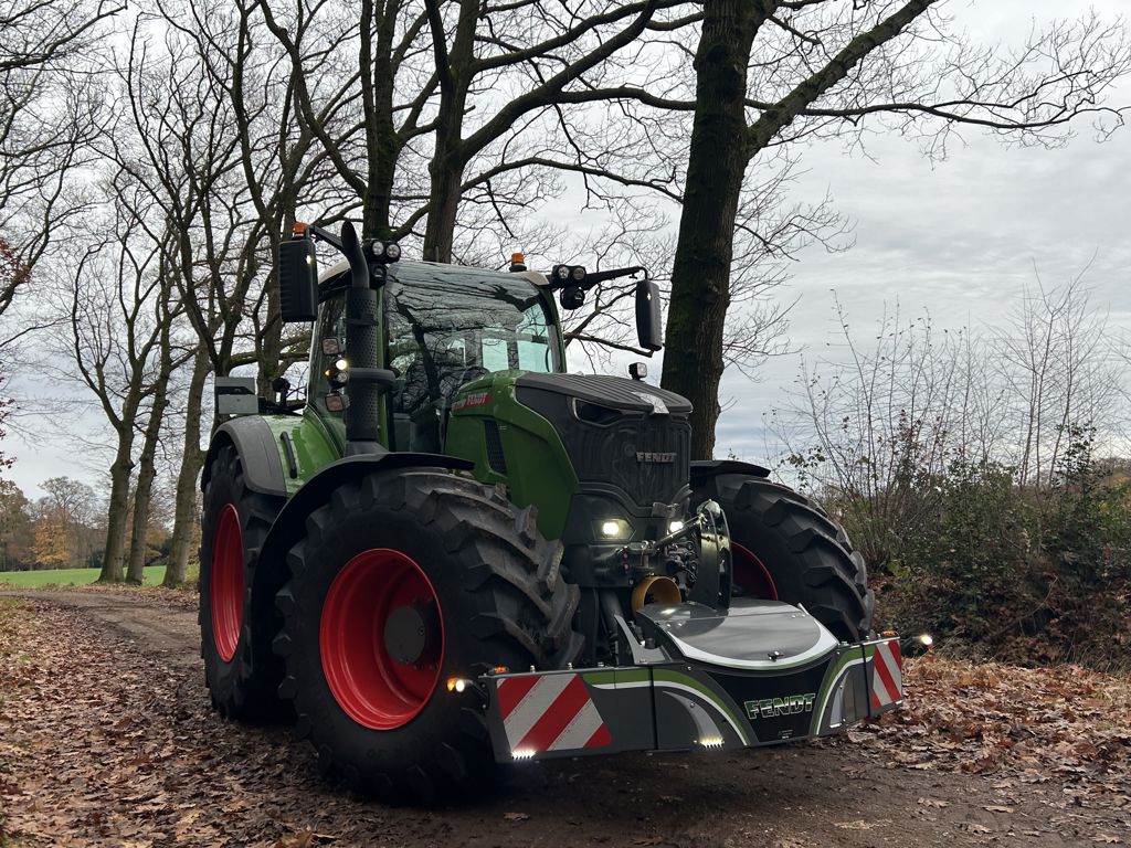 Tractorbumper 800kg + Fendt logo