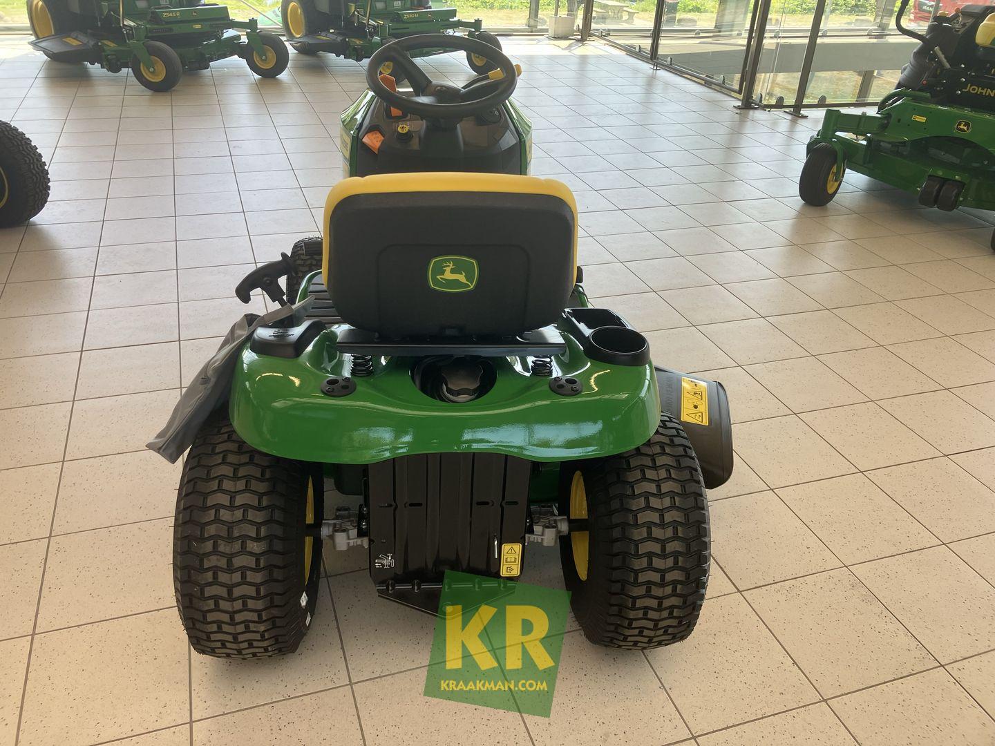 John Deere Zitmaaier / tuintrekker X107 (HG)  #692646
