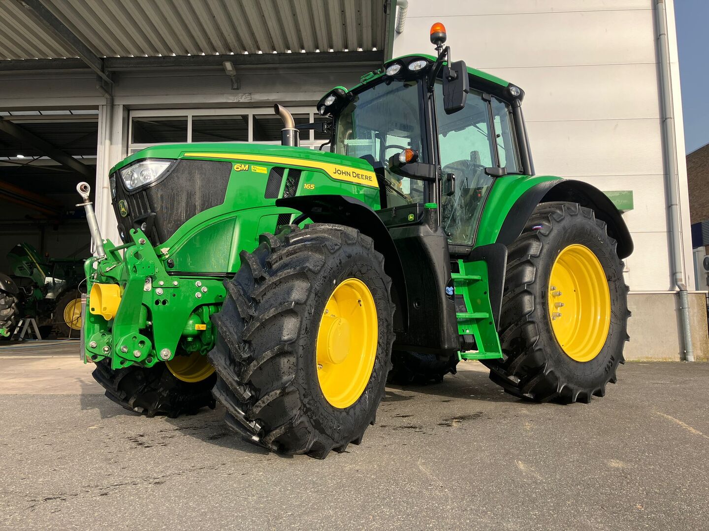 John Deere 6M 165 (BEN) #695499